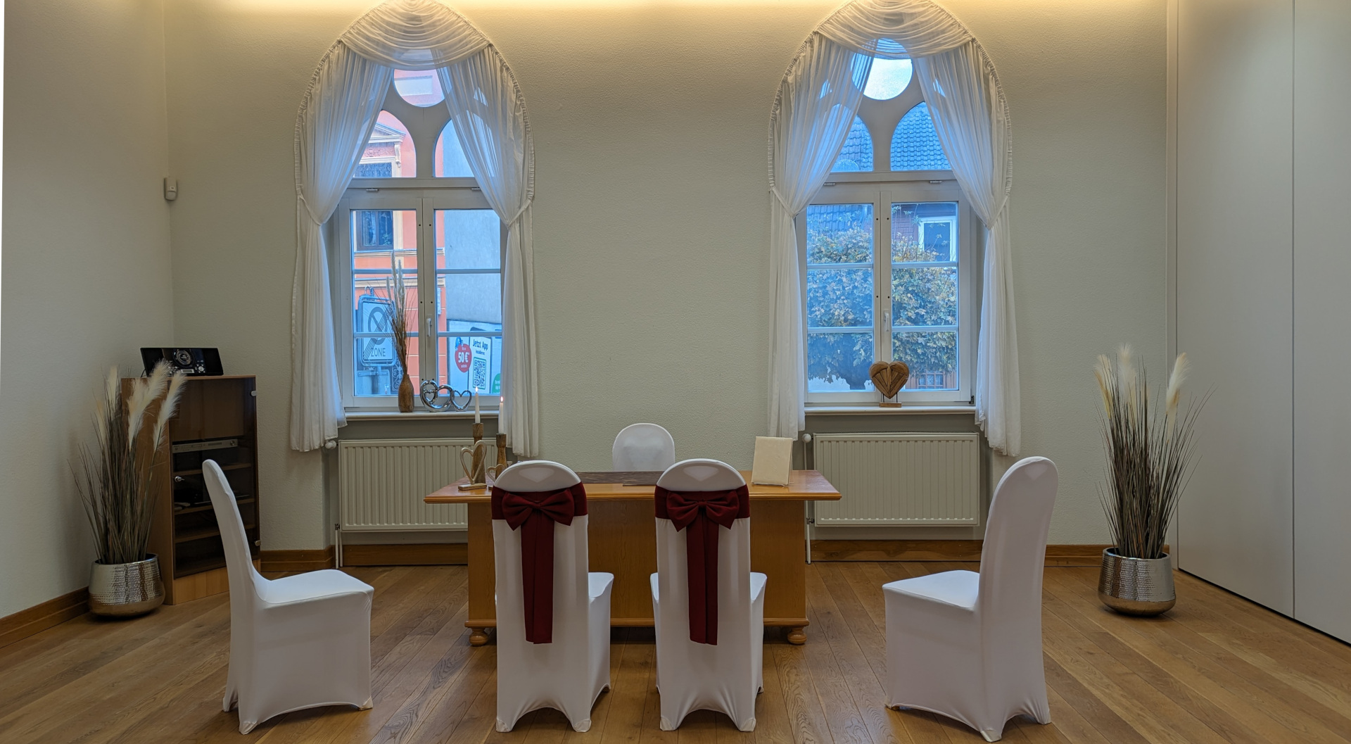 Impressionen vom Trauzimmer im Rathaus Impressionen vom Trauzimmer im Rathaus